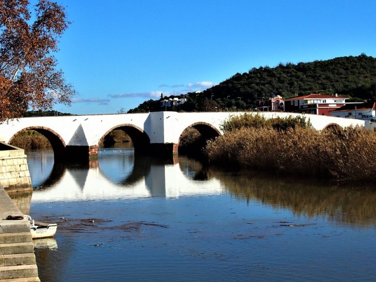 Full Day Guided Tour Historical Algarve Finest - Discover the city of Silves, admire Fóia, the highest point in the Algarve...